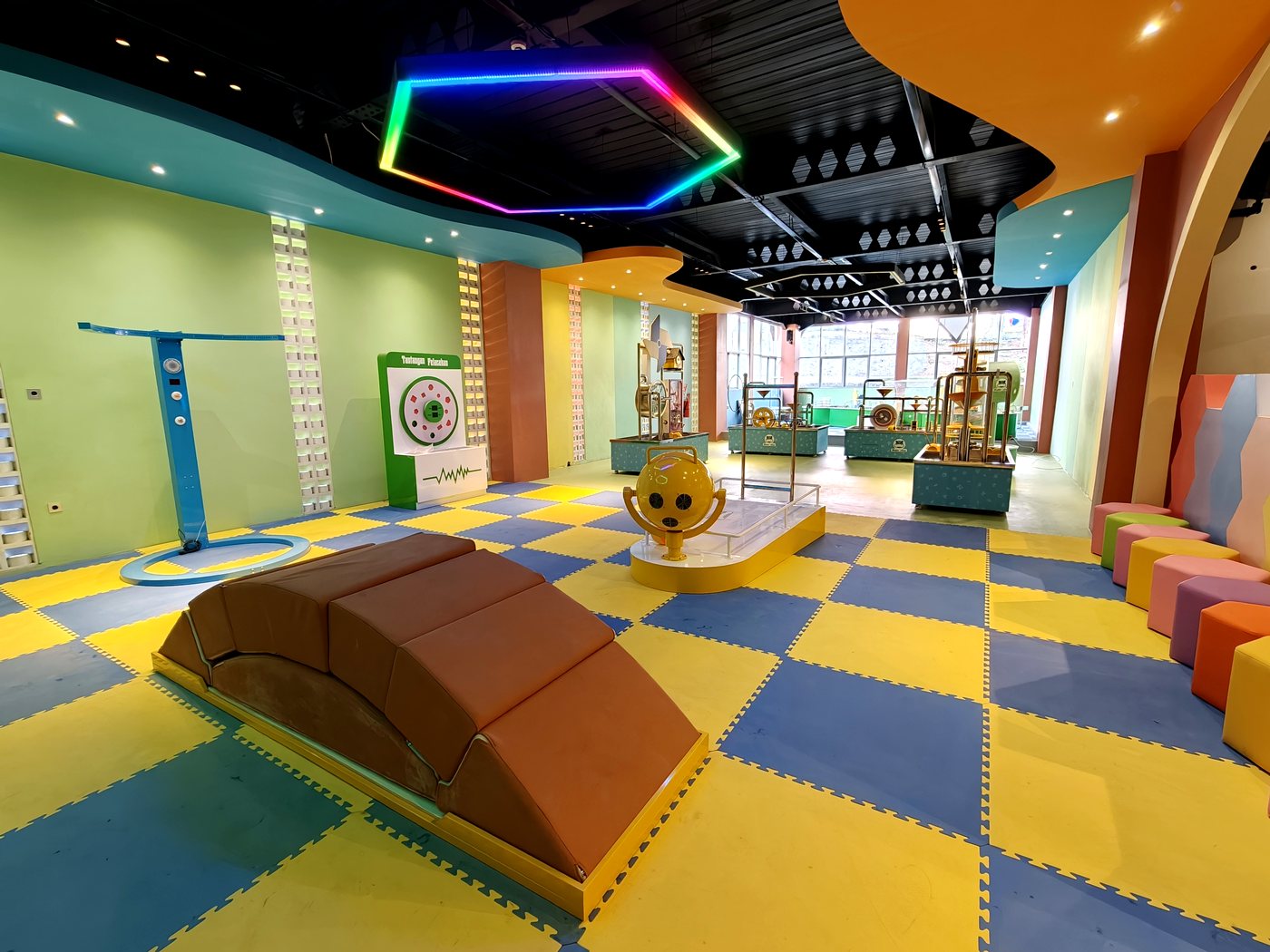 Children's gallery at MMSC